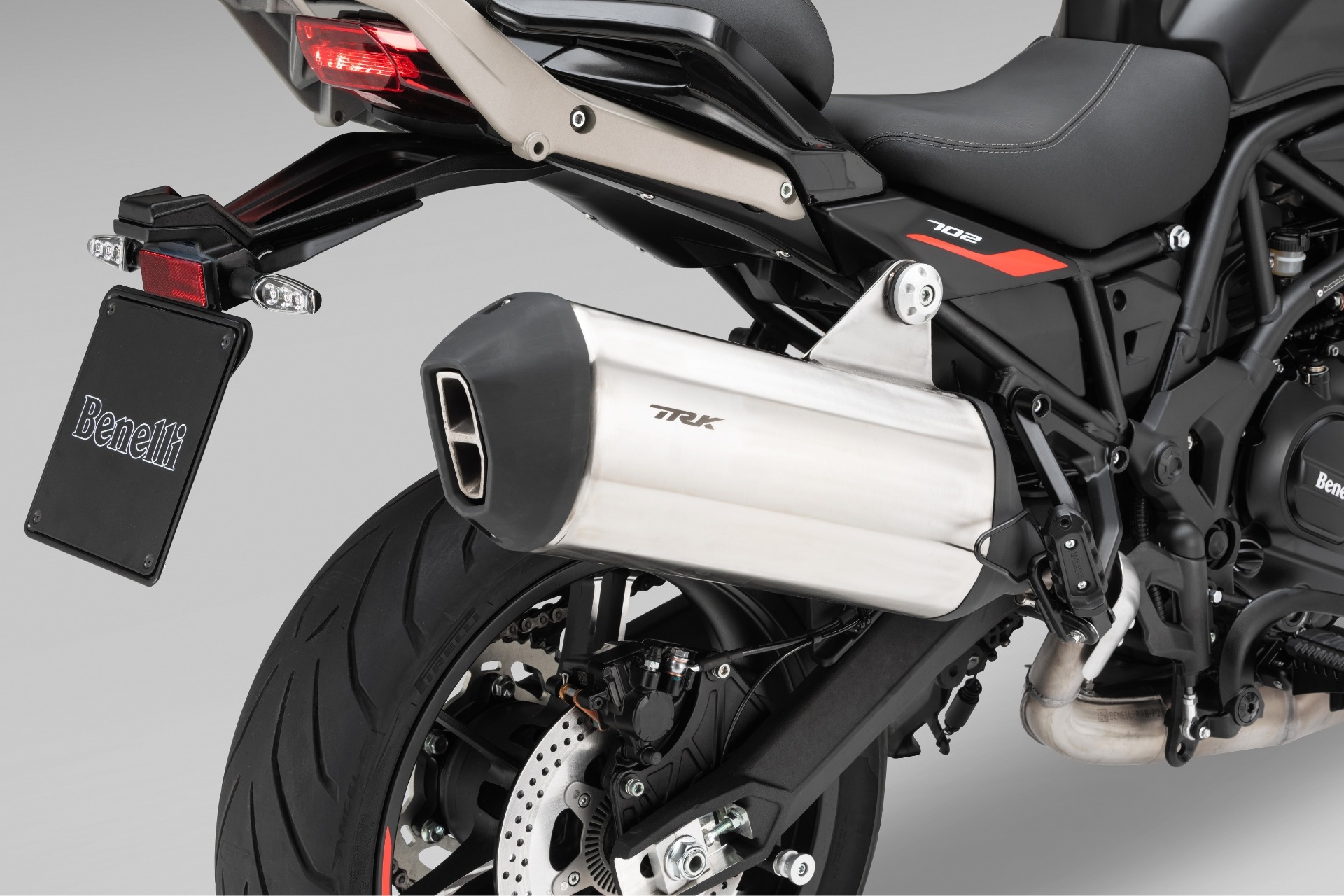 εξάτμιση TRK 702 STREET ΕΞΑΤΜΙΣΗ